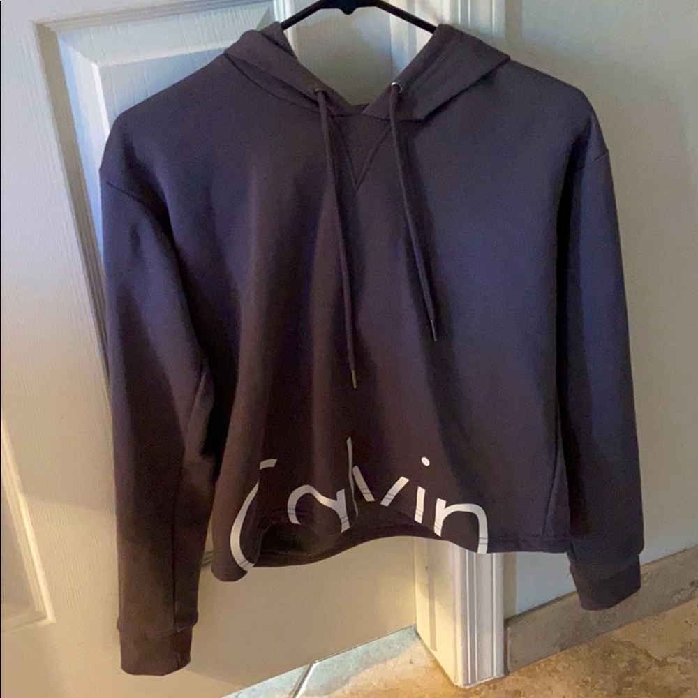 Calvin Klein cropped hoodie size small